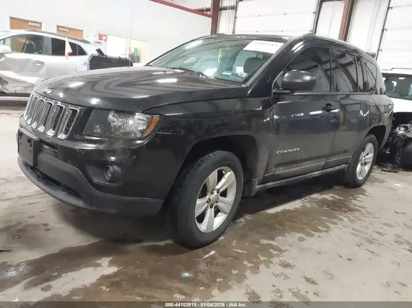 1C4NJDBB8GD782544 2016 JEEP COMPASS - Image 2