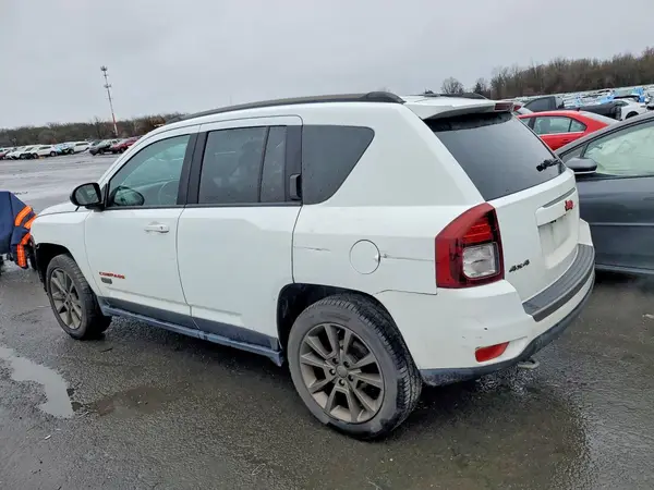 1C4NJDBB8GD798842 2016 JEEP COMPASS - Image 2