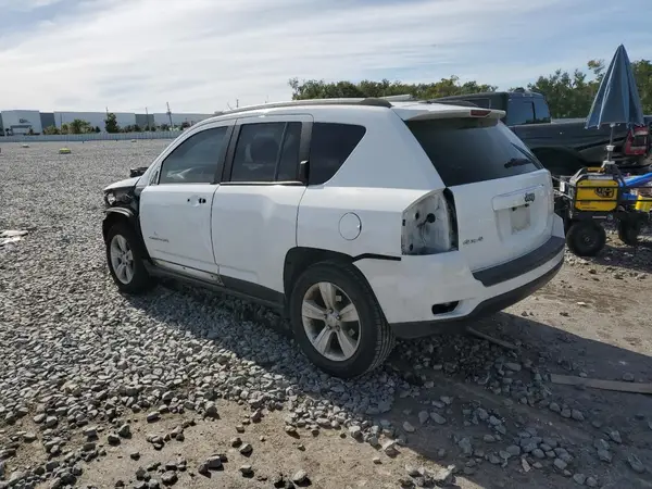 1C4NJDBB8HD142366 2017 JEEP COMPASS - Image 2