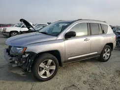 1C4NJDBB8HD142898 2017 JEEP COMPASS