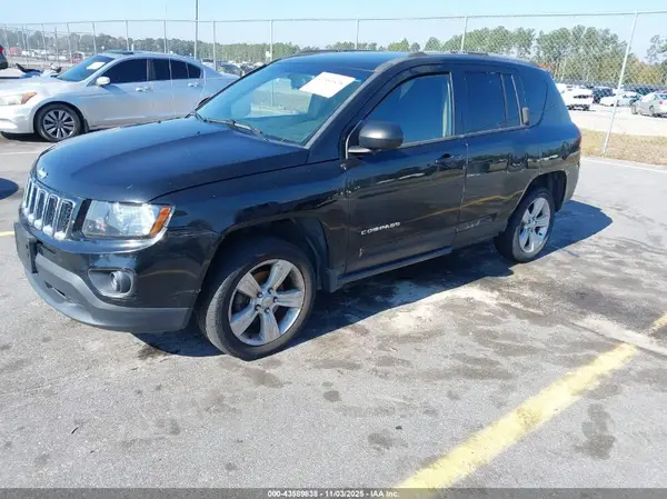 1C4NJDBB8HD143162 2017 JEEP COMPASS - Image 2