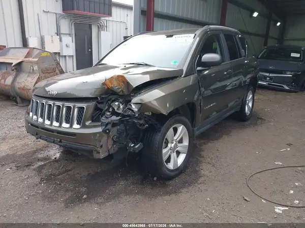 1C4NJDBB9GD509970 2016 JEEP COMPASS - Image 2