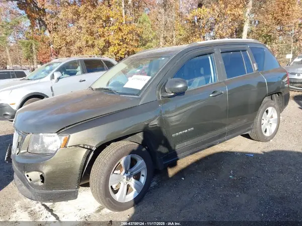 1C4NJDBB9GD510018 2016 JEEP COMPASS - Image 2