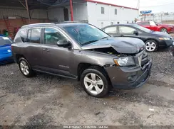 1C4NJDBB9GD518412 2016 JEEP COMPASS