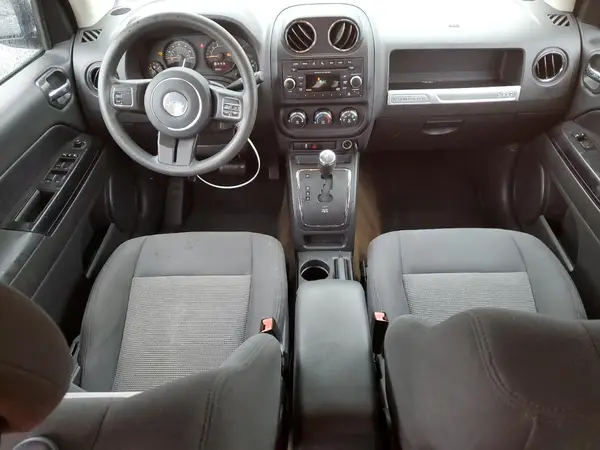 1C4NJDBB9GD558604 2016 JEEP COMPASS - Image 8