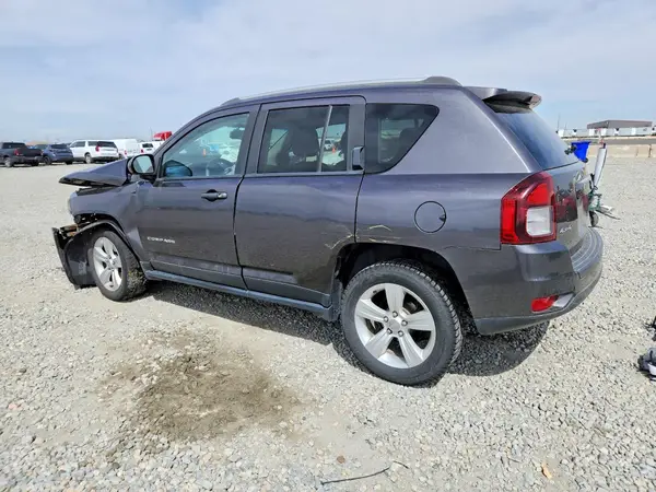 1C4NJDBB9GD566556 2016 JEEP COMPASS - Image 2