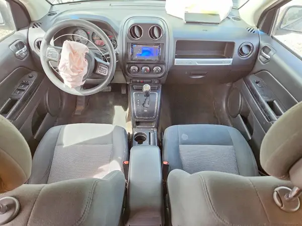 1C4NJDBB9GD566556 2016 JEEP COMPASS - Image 8