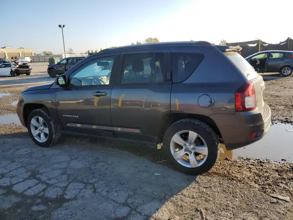 1C4NJDBB9GD610250 2016 JEEP COMPASS - Image 2