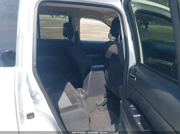 1C4NJDBB9GD610409 2016 JEEP COMPASS - Image 8