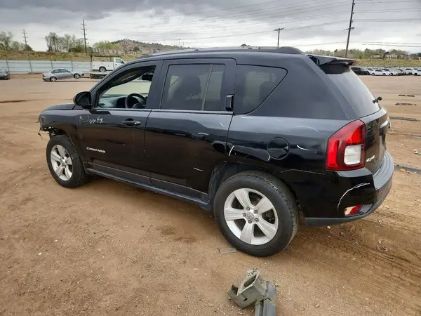 1C4NJDBB9GD661831 2016 JEEP COMPASS - Image 2