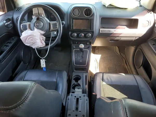 1C4NJDBB9GD674840 2016 JEEP COMPASS - Image 8