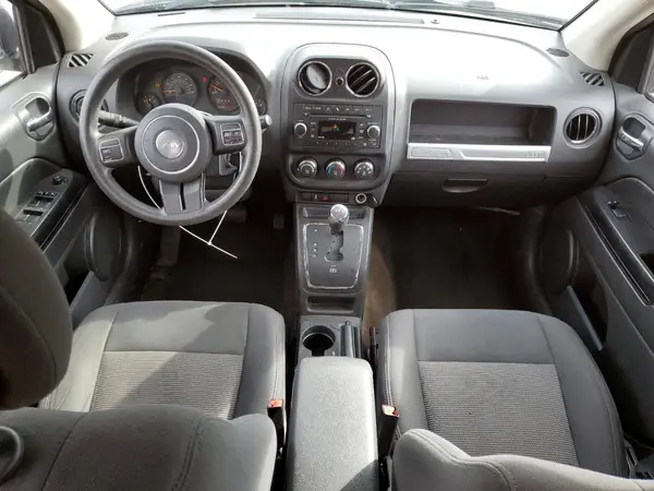 1C4NJDBB9GD686521 2016 JEEP COMPASS - Image 8