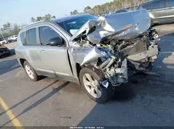 1C4NJDBB9GD713863 2016 JEEP COMPASS