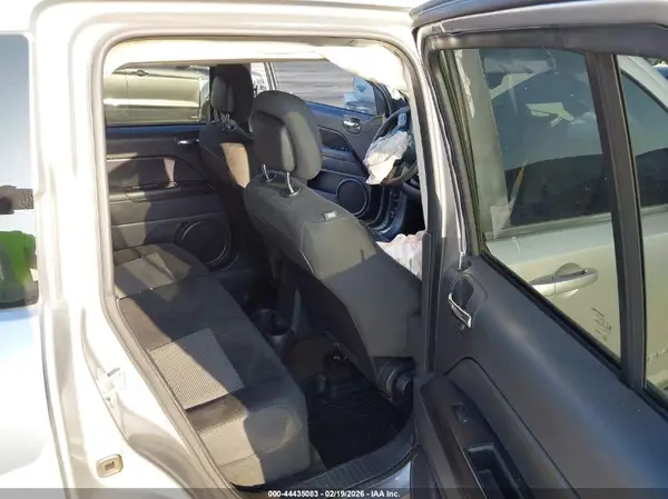 1C4NJDBB9GD713863 2016 JEEP COMPASS - Image 8