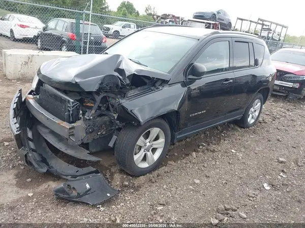 1C4NJDBB9GD718996 2016 JEEP COMPASS - Image 2
