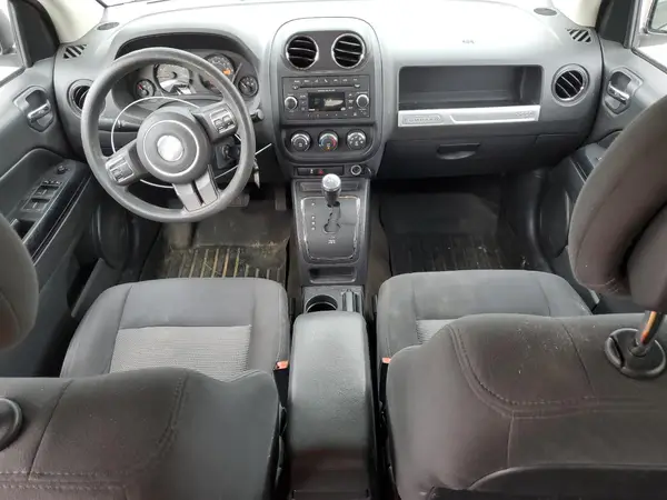 1C4NJDBB9GD756177 2016 JEEP COMPASS - Image 8