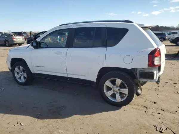 1C4NJDBB9GD757233 2016 JEEP COMPASS - Image 2