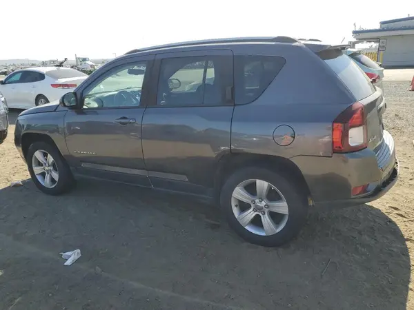 1C4NJDBB9GD780818 2016 JEEP COMPASS - Image 2