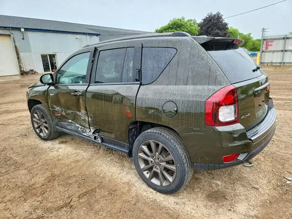 1C4NJDBB9HD101678 2017 JEEP COMPASS - Image 2