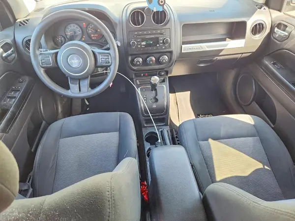 1C4NJDBB9HD106332 2017 JEEP COMPASS - Image 8