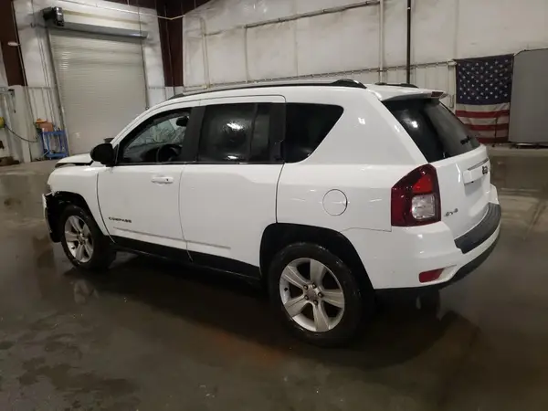 1C4NJDBB9HD106900 2017 JEEP COMPASS - Image 2