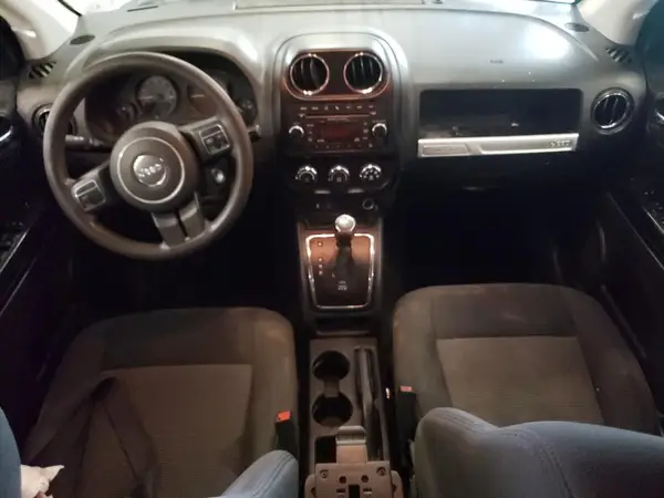 1C4NJDBB9HD106900 2017 JEEP COMPASS - Image 8