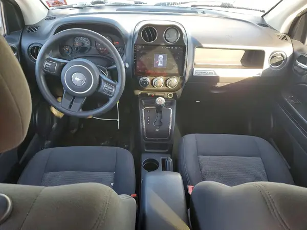 1C4NJDBB9HD107058 2017 JEEP COMPASS - Image 8