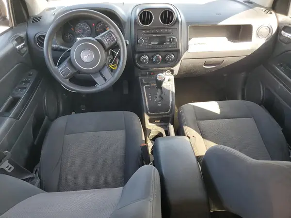 1C4NJDBB9HD142893 2017 JEEP COMPASS - Image 8