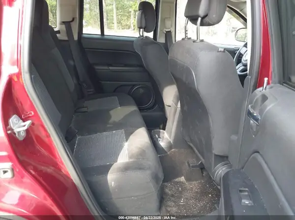 1C4NJDBBXGD501568 2016 JEEP COMPASS - Image 8