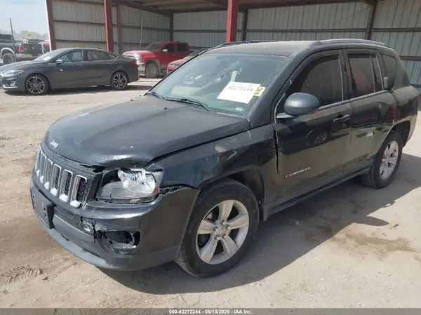 1C4NJDBBXGD509847 2016 JEEP COMPASS - Image 2