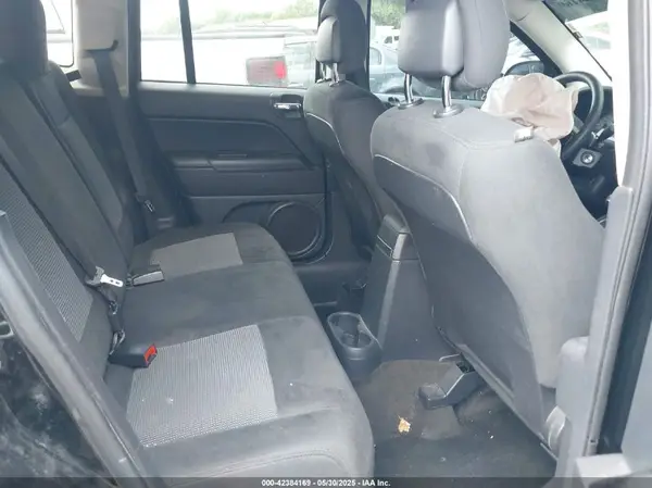 1C4NJDBBXGD509900 2016 JEEP COMPASS - Image 8
