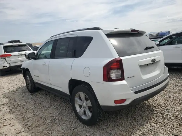 1C4NJDBBXGD519939 2016 JEEP COMPASS - Image 2