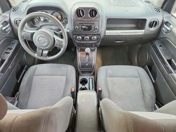 1C4NJDBBXGD520721 2016 JEEP COMPASS - Image 8