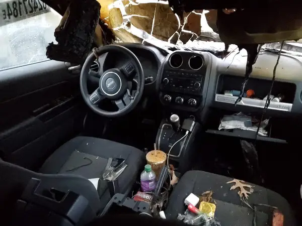 1C4NJDBBXGD523621 2016 JEEP COMPASS - Image 8