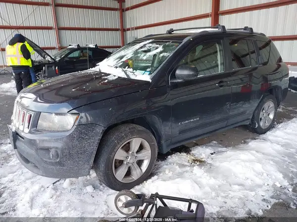 1C4NJDBBXGD549409 2016 JEEP COMPASS - Image 2