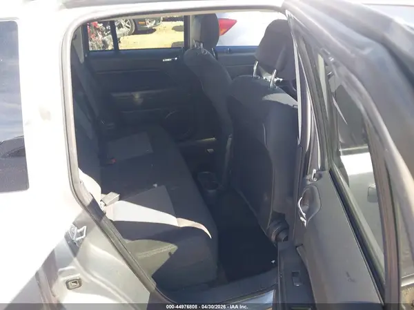 1C4NJDBBXGD549961 2016 JEEP COMPASS - Image 8