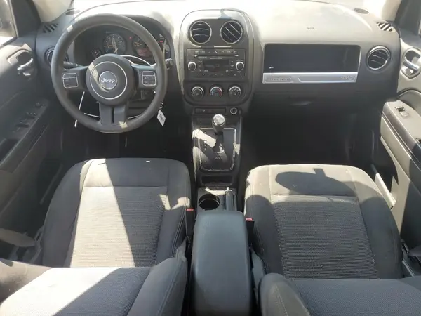 1C4NJDBBXGD552780 2016 JEEP COMPASS - Image 8