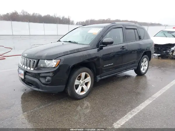 1C4NJDBBXGD627008 2016 JEEP COMPASS - Image 2