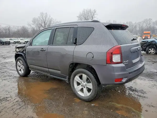 1C4NJDBBXGD638493 2016 JEEP COMPASS - Image 2