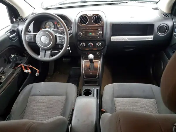 1C4NJDBBXGD638493 2016 JEEP COMPASS - Image 8