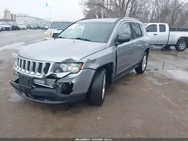 1C4NJDBBXGD646030 2016 JEEP COMPASS - Image 2