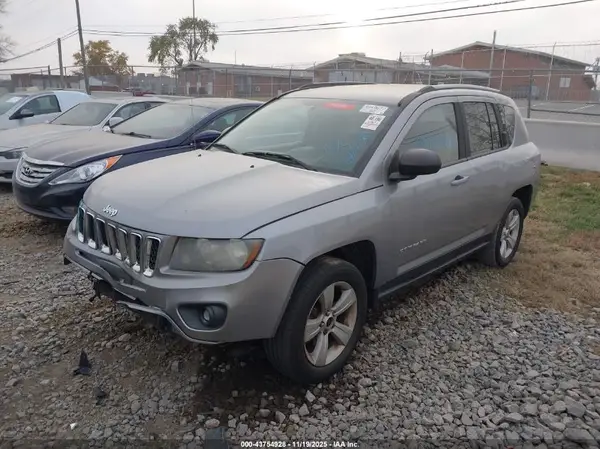 1C4NJDBBXGD662311 2016 JEEP COMPASS - Image 2