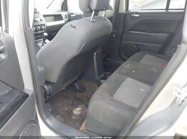 1C4NJDBBXGD662311 2016 JEEP COMPASS - Image 8