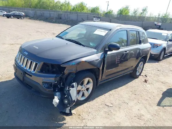 1C4NJDBBXGD723043 2016 JEEP COMPASS - Image 2