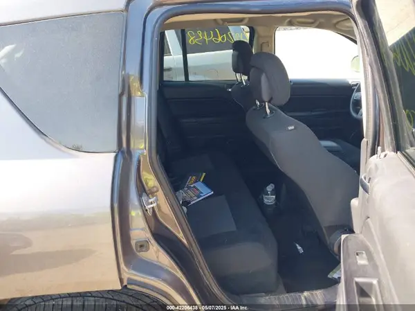 1C4NJDBBXGD723043 2016 JEEP COMPASS - Image 8