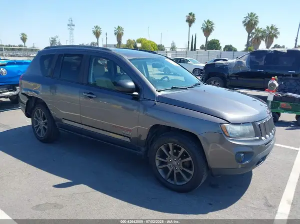 1C4NJDBBXGD729747 2016 JEEP COMPASS - Image 1