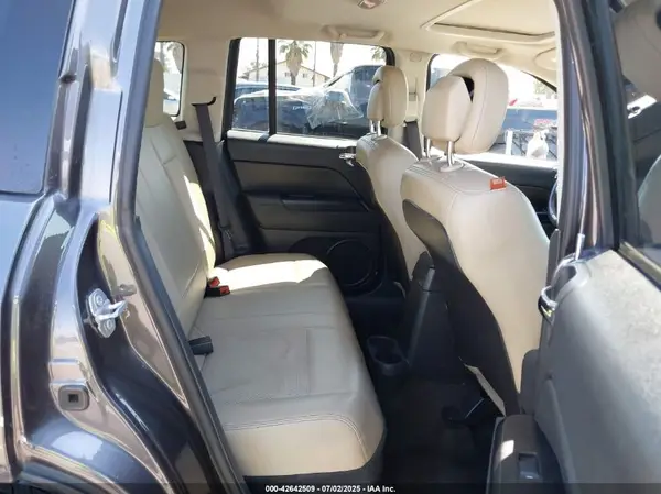 1C4NJDBBXGD729747 2016 JEEP COMPASS - Image 8