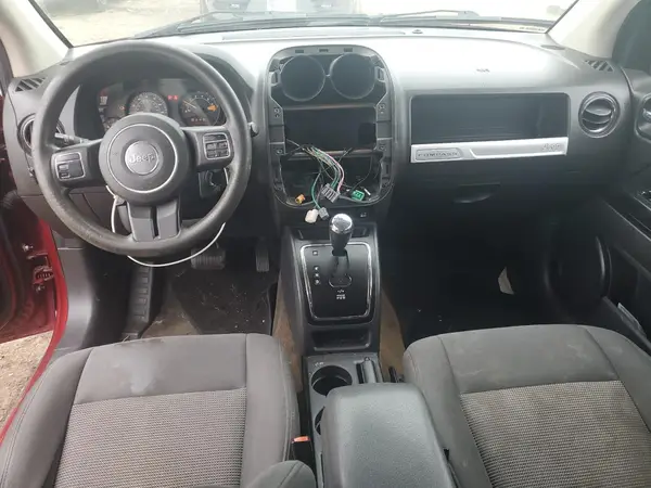 1C4NJDBBXGD741977 2016 JEEP COMPASS - Image 8