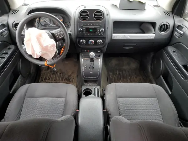 1C4NJDBBXGD756463 2016 JEEP COMPASS - Image 8