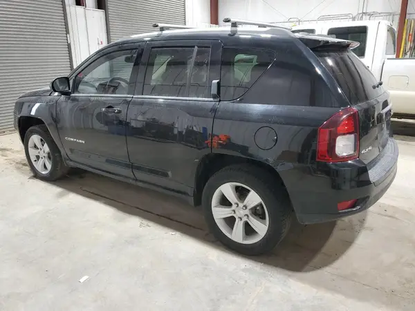 1C4NJDBBXGD759900 2016 JEEP COMPASS - Image 2